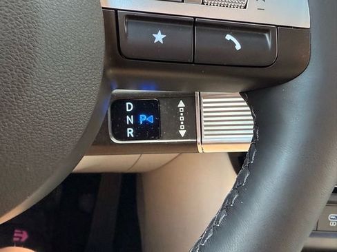 New 2025 Hyundai Tucson Limited image 14