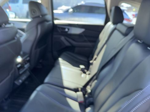 Used 2023 Acura MDX FWD w/ Technology Package image 3