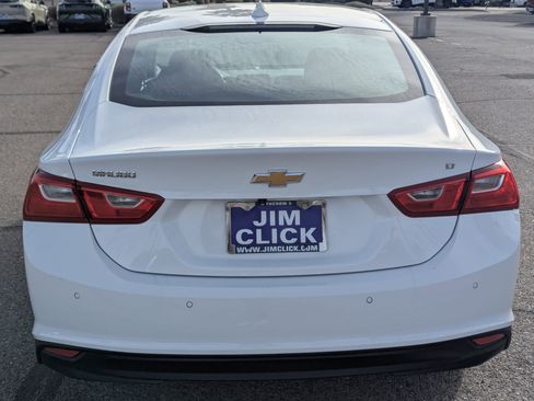 Used 2024 Chevrolet Malibu LT image 3