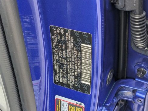 Used 2024 Hyundai Elantra SEL image 38