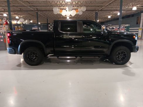 Used 2024 Chevrolet Silverado 1500 ZR2 w/ ZR2 Bison Edition AWD/4WD image 5
