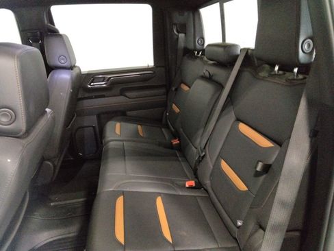 Used 2024 GMC Sierra 2500 AT4 w/ Technology Package image 36