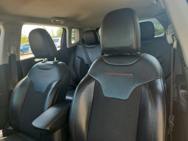 Used 2019 Jeep Compass Trailhawk AWD/4WD image 10