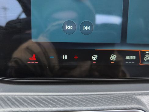 Used 2025 Ford Mustang Premium image 26