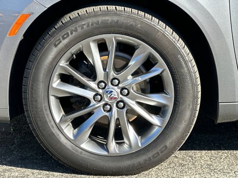 Used 2023 Buick Enclave Avenir w/ Avenir Technology Package image 38