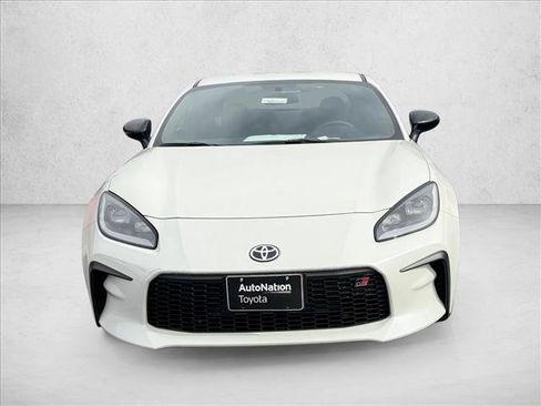 New 2026 Toyota GR86 Premium image 2