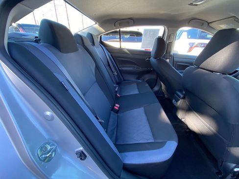 Used 2025 Nissan Versa SV image 37