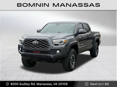 Used 2021 Toyota Tacoma TRD Off-Road image 3