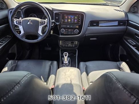 Used 2018 Mitsubishi Outlander SEL AWD/4WD image 12