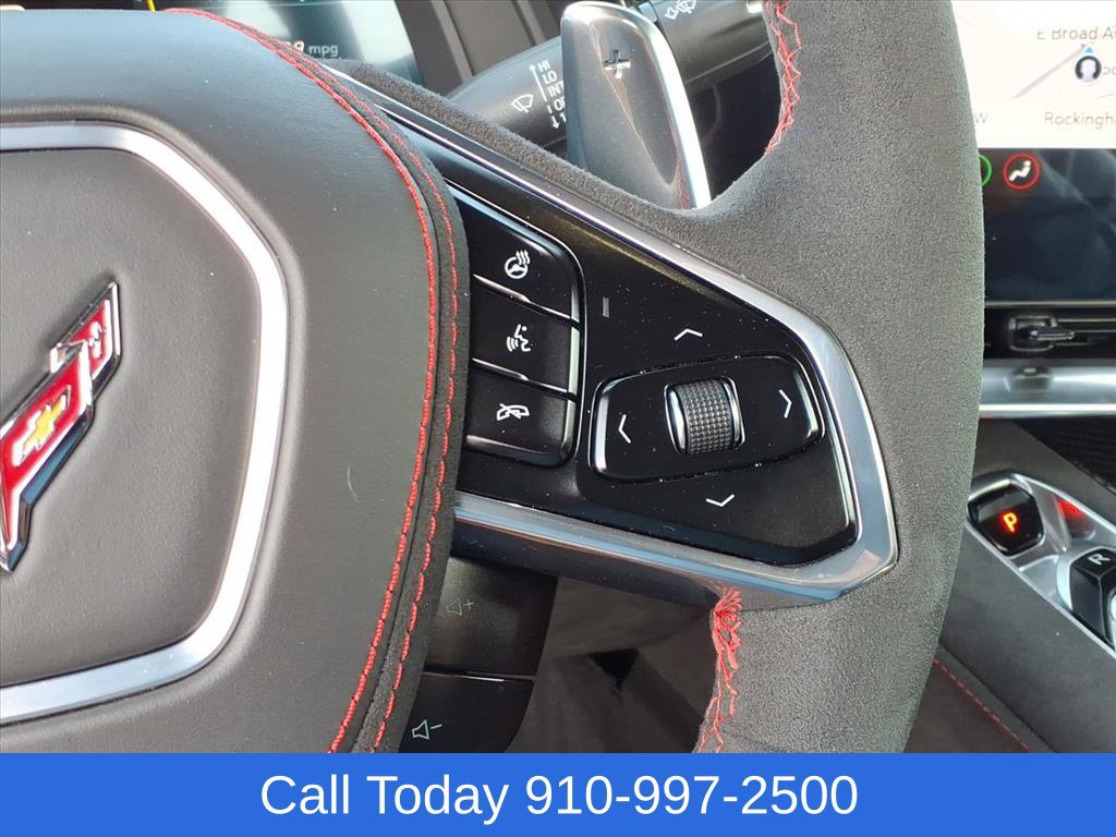 Used 2023 Chevrolet Corvette Stingray Premium Conv w/ Z51 Performance Package RWD image 21