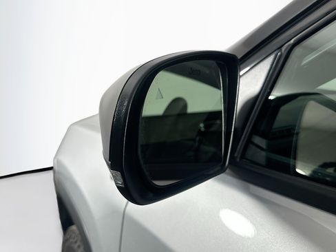 Used 2025 Jeep Compass Trailhawk AWD/4WD image 16