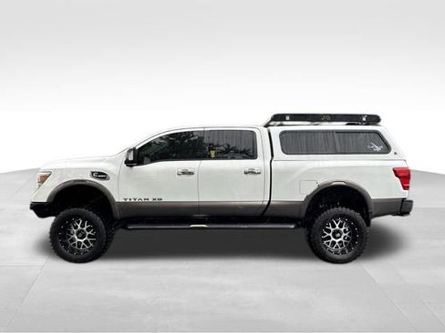 Used 2019 Nissan Titan Platinum Reserve w/ Platinum Utility Package image 4