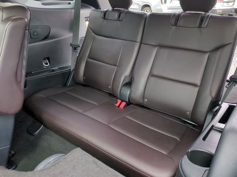 Used 2025 Ford Explorer Platinum RWD image 24