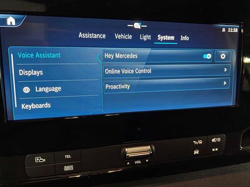 Used 2025 Mercedes-Benz Sprinter 2500 image 34