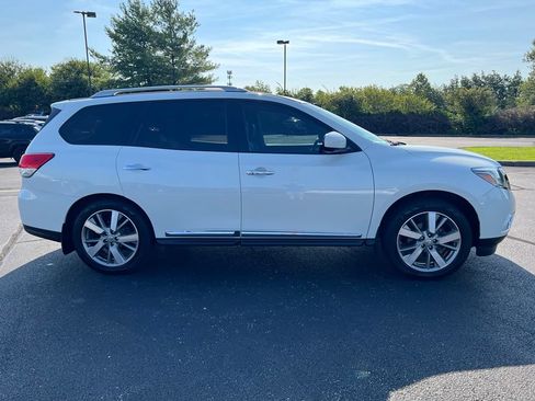 Used 2015 Nissan Pathfinder Platinum FWD image 5