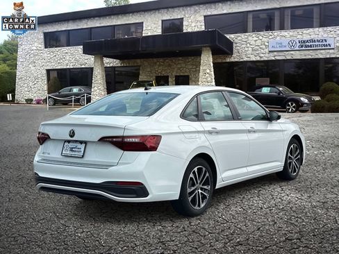 Used 2024 Volkswagen Jetta Sport FWD image 6