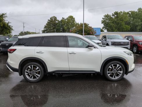 Used 2023 INFINITI QX60 Luxe w/ Cargo Package AWD/4WD image 2