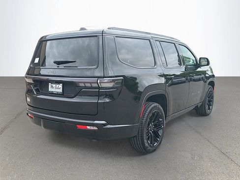 New 2026 Jeep Grand Wagoneer Limited AWD/4WD image 4