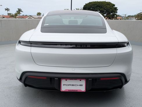 Certified 2025 Porsche Taycan AWD/4WD image 10
