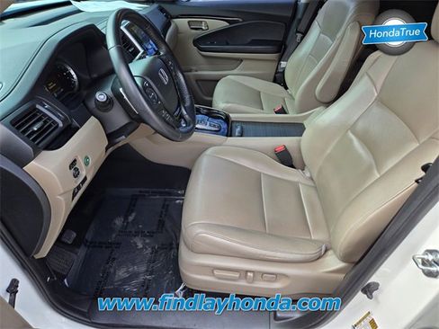 Used 2017 Honda Pilot Touring image 13