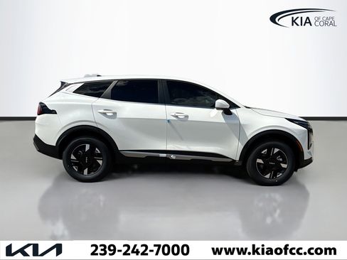New 2026 Kia Sportage LX image 6