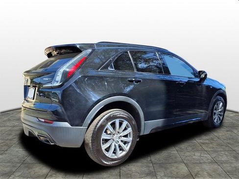Used 2020 Cadillac XT4 Sport image 3