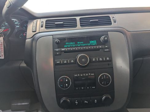 Used 2013 Chevrolet Tahoe LT w/ Suspension Package, Off-Road image 14