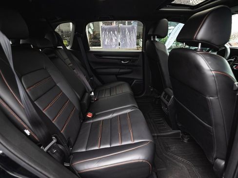 Used 2025 Honda CR-V Sport-L image 32