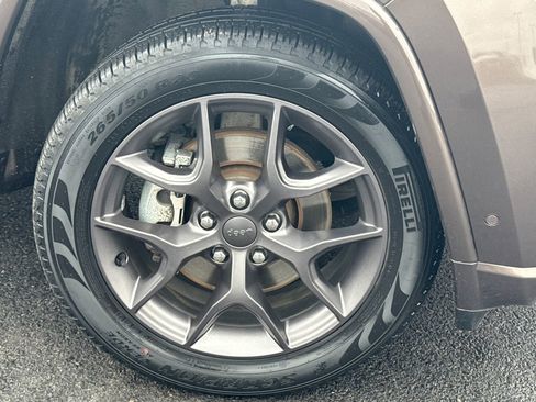 Used 2021 Jeep Grand Cherokee Limited image 9