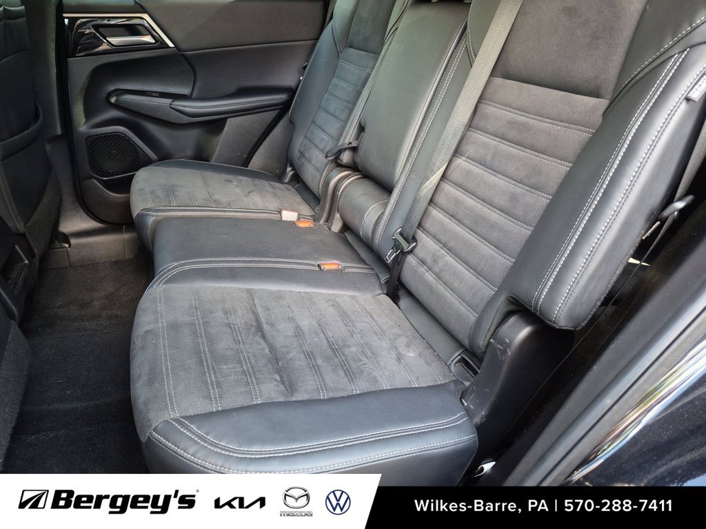 Used 2023 Mitsubishi Outlander SE AWD/4WD image 23