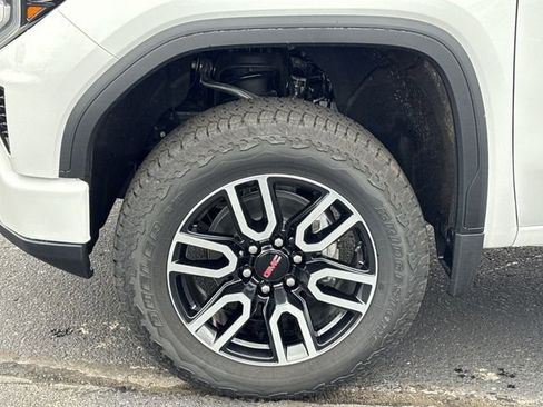 New 2026 GMC Sierra 1500 AT4 AWD/4WD image 23