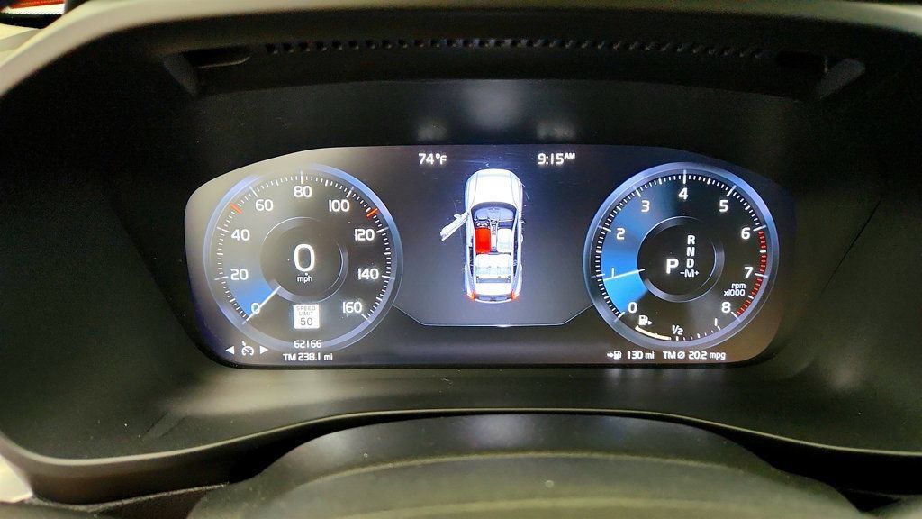 Used 2021 Volvo XC40 T5 Momentum w/ Premium Package AWD/4WD image 15