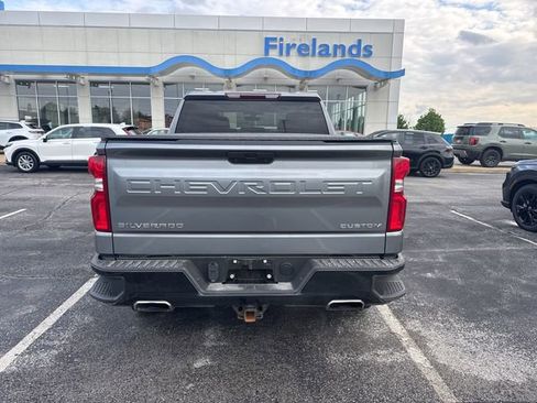 Used 2021 Chevrolet Silverado 1500 Custom Trail Boss AWD/4WD image 4
