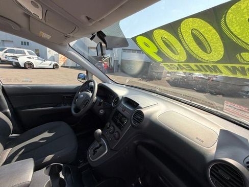 Used 2009 Kia Rondo LX FWD image 19