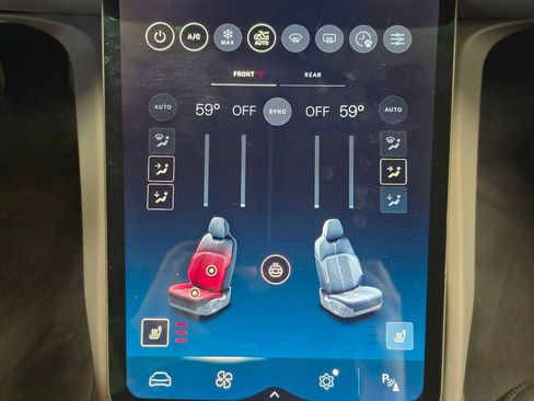 Used 2024 Lucid Air Touring AWD/4WD image 32