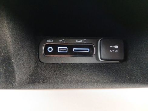 Used 2017 Jeep Grand Cherokee Limited w/ Trailer Tow Group IV AWD/4WD image 6