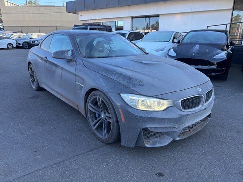 Used 2016 BMW M4 Convertible image 6