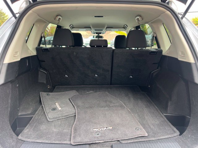 Used 2024 Nissan Rogue S AWD/4WD image 14