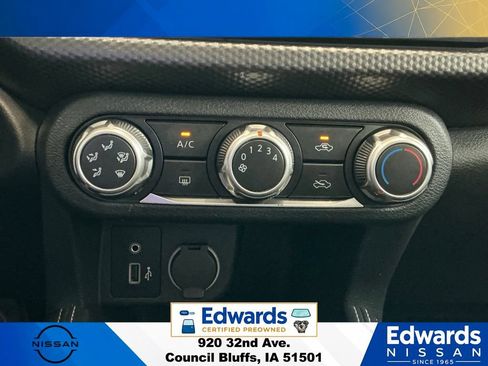 Used 2018 Nissan Kicks S FWD image 23