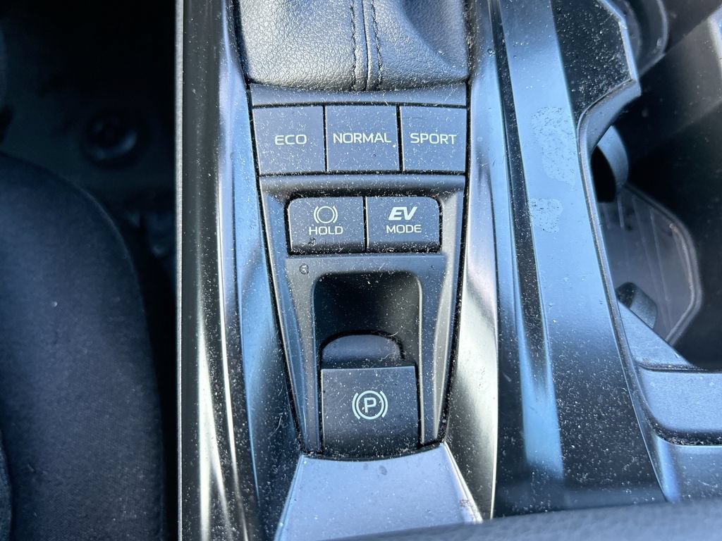 Used 2026 Toyota Camry LE FWD image 34