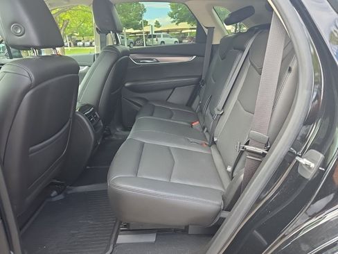Used 2019 Cadillac XT5 Premium Luxury w/ LPO, Black Ice Package image 16