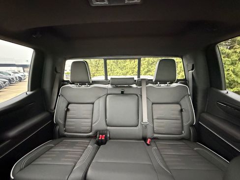 New 2026 GMC Sierra 1500 AT4X AWD/4WD image 3