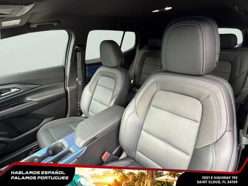 Certified 2025 Chevrolet Equinox EV LT w/ Convenience Package FWD image 23