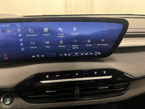 Used 2025 Buick Enclave Preferred FWD image 50