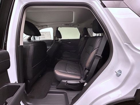 New 2026 Nissan Pathfinder Platinum AWD/4WD image 11
