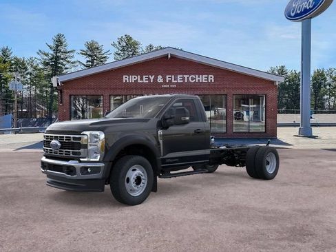 New 2026 Ford F550 4x4 Regular Cab Super Duty w/ XLT Value Package image 1
