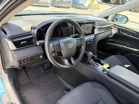 Used 2026 Toyota Camry LE FWD image 11