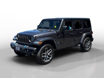 Used 2024 Jeep Wrangler Unlimited w/ Convenience Group