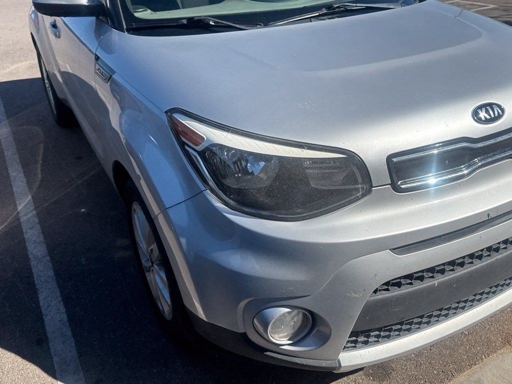Used 2018 Kia Soul + w/ Audio Package FWD image 8