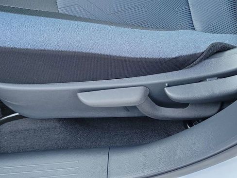 Used 2025 Nissan Versa SV w/ Trunk Package FWD image 18